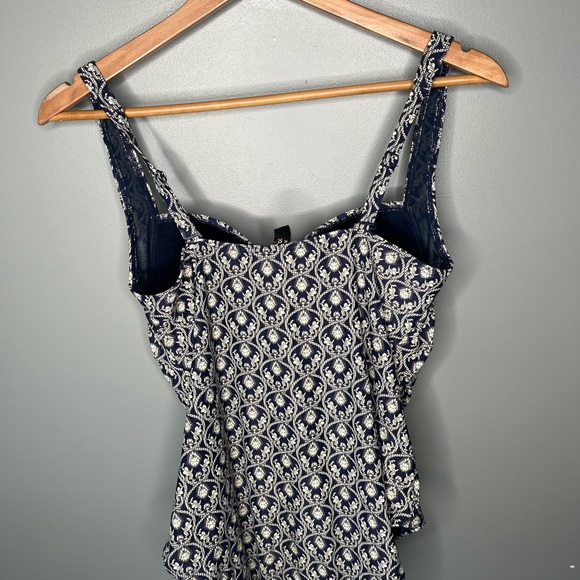 Nip Tuck Swim Porcelain Joanna Twist Front Tummy Control One Piece Swimsuit - Picture 8 of 13